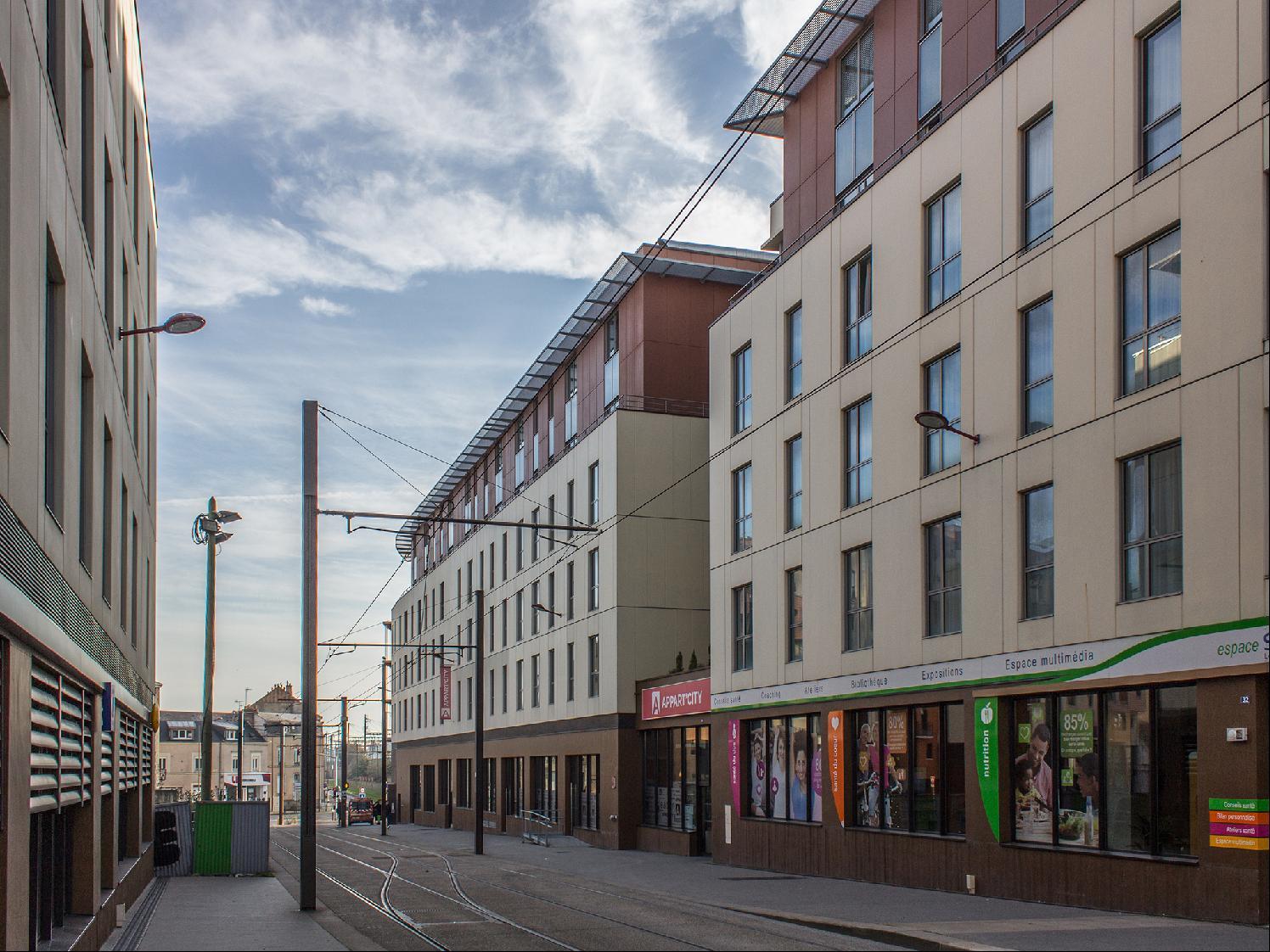 Appart'City Confort Le Mans Centre Exterior foto
